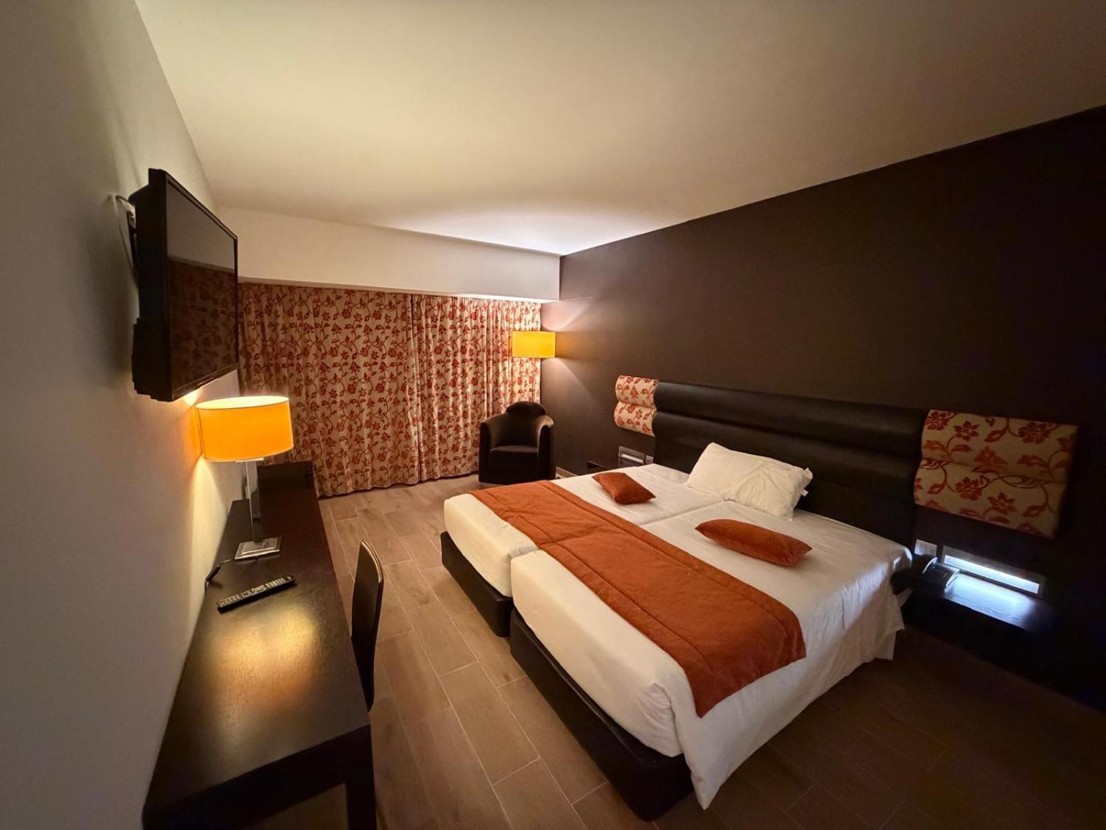 Quarto Twin - Acessível a Pessoas com Mobilidade Condicionada