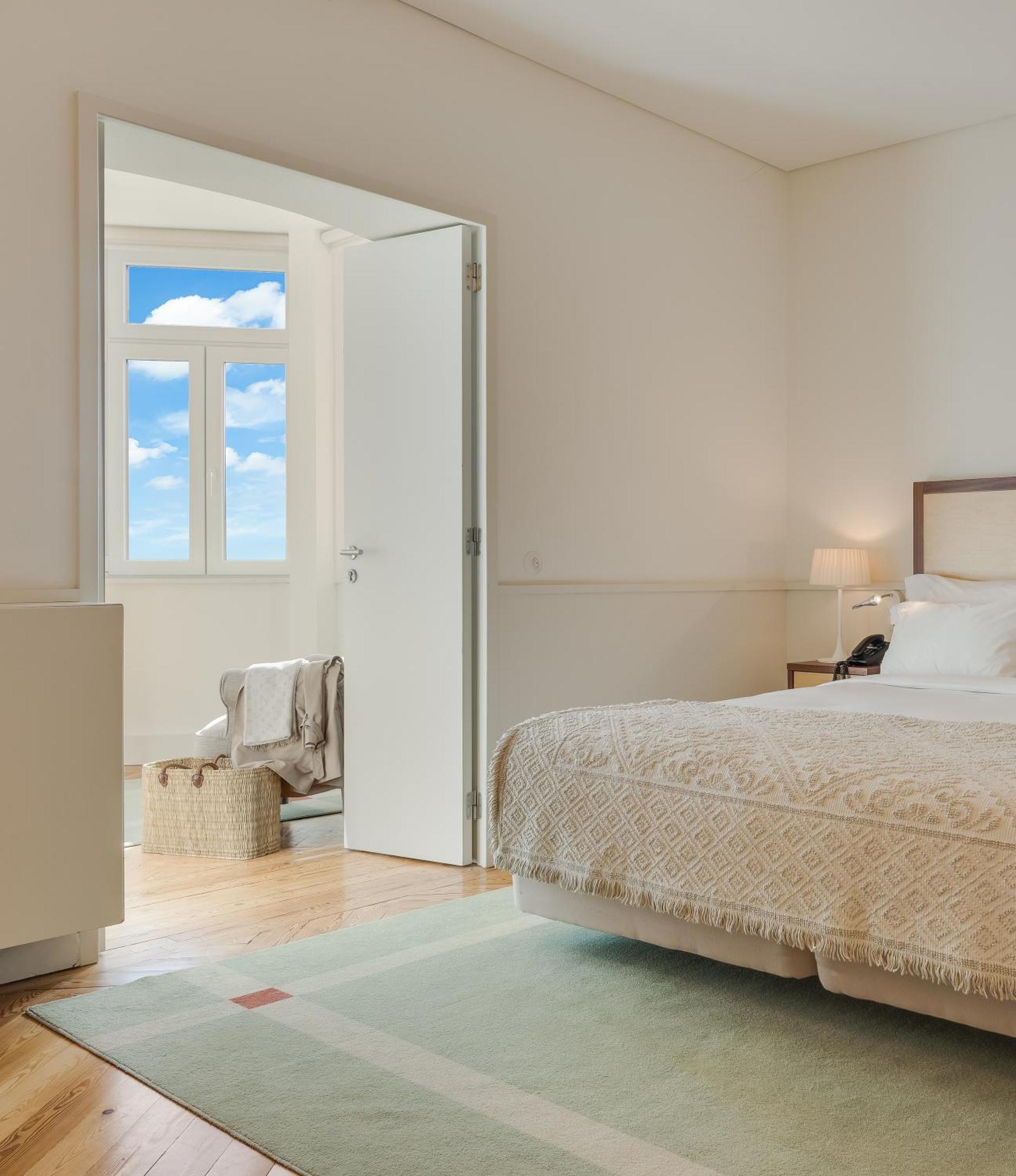 Junior Suite,1746938140:JPEG
